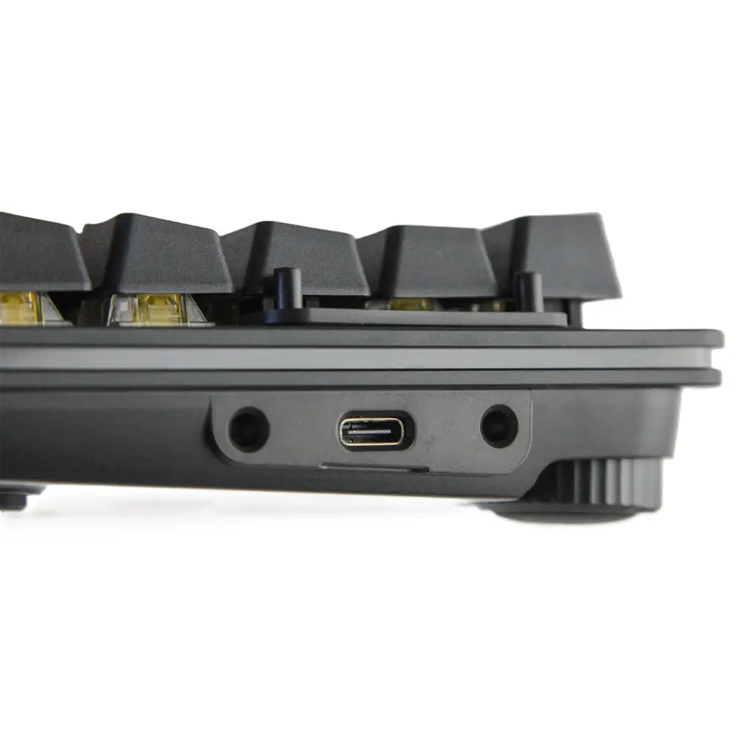 Mountain everest 60 with magnetic angle risers, wired mechanical keyboard
